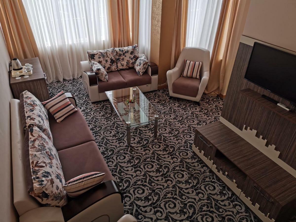 Grand Georgian Palace Batumi Zewnętrze zdjęcie